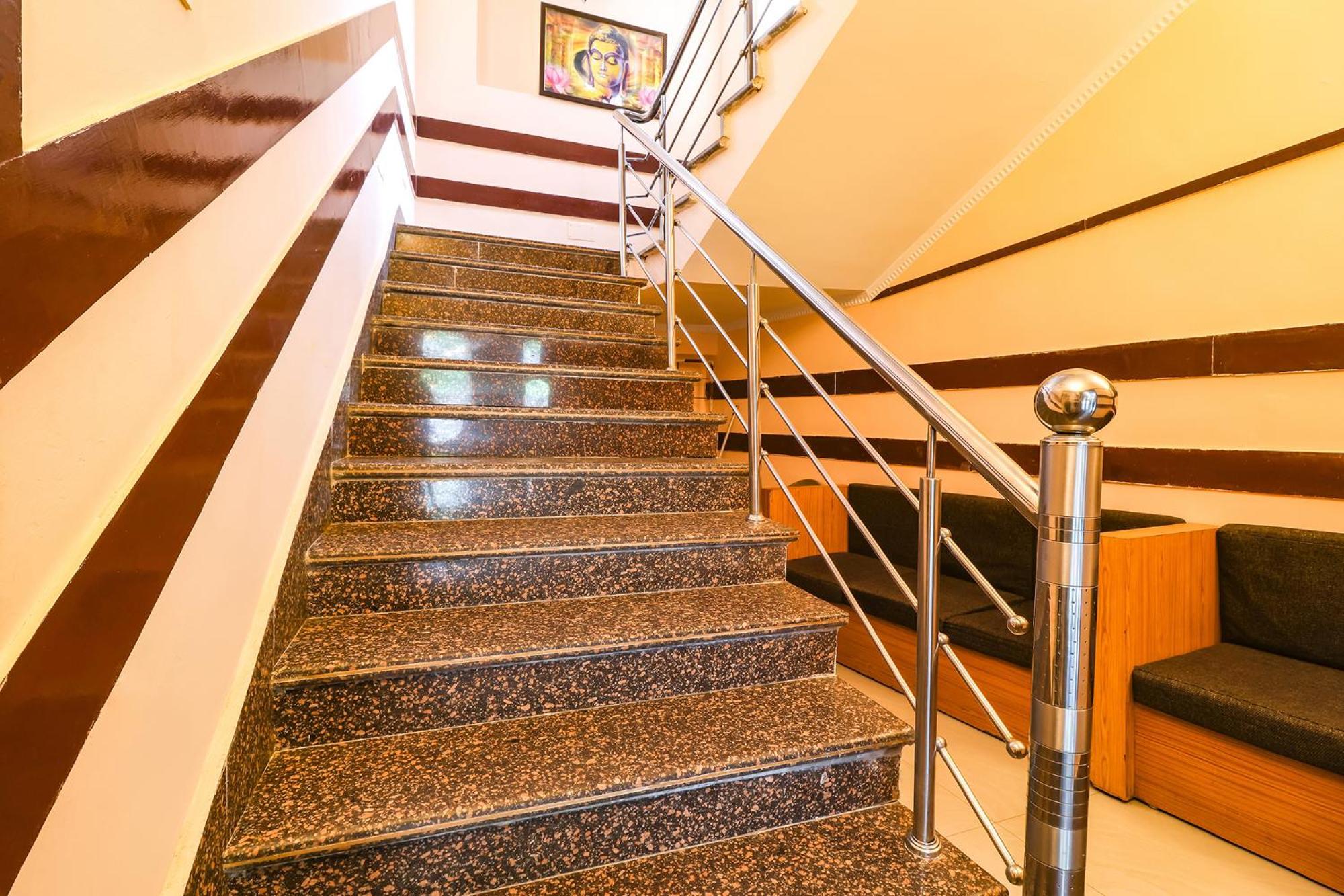 Fabhotel Crown Plaza Ranchi Exterior foto